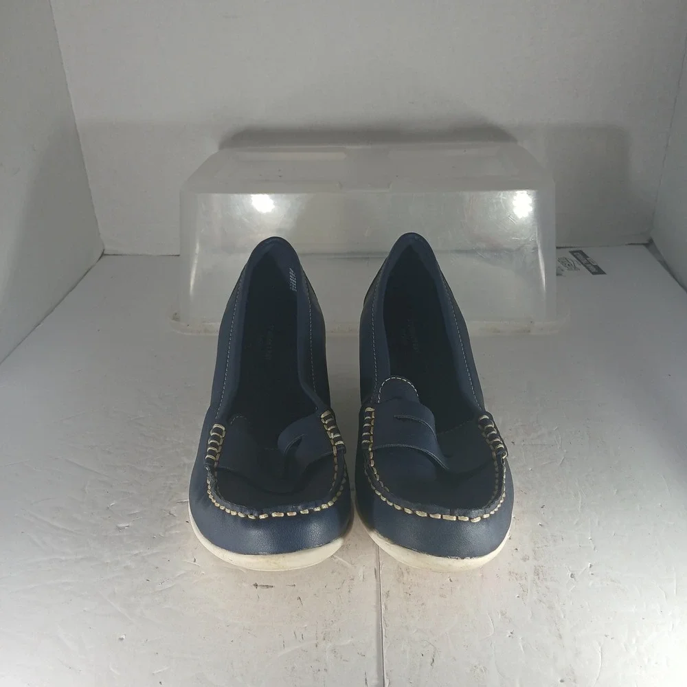 St. John's Bay Ebina Wedge Loafers 7M Navy Blue Preppy Nautical Comfort Career